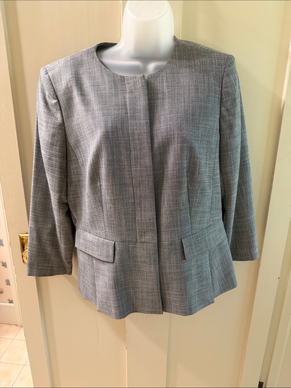 Ann Taylor Gray Women's Tailored Jacket